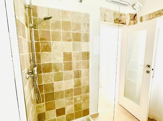 White Stone- La Terrazza *