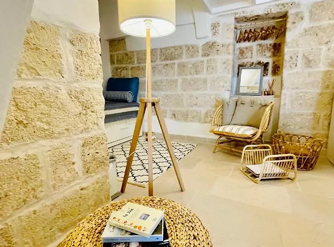 White Stone- La Terrazza